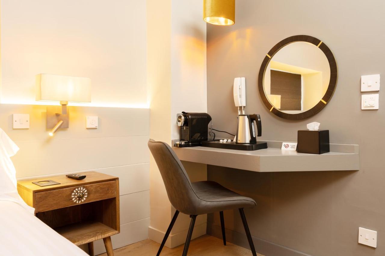 Hotel The Roost On Rock Road Barry Exteriér fotografie