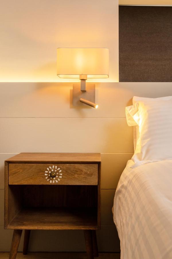 Hotel The Roost On Rock Road Barry Exteriér fotografie